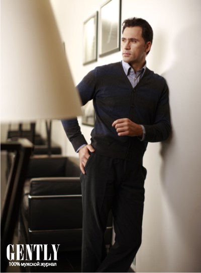 Мужская одежда 2010 - свитеры, рубашки и брюки